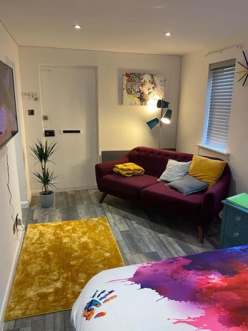 Cosy Studio Apartment Уотърлувил Екстериор снимка